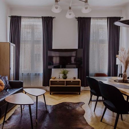 Golden Pearl - Main Square, 100 Sqm, 4 Rooms 크라쿠프 외부 사진