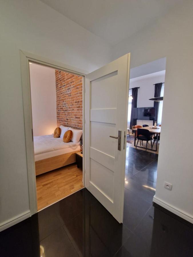Golden Pearl - Main Square, 100 Sqm, 4 Rooms 크라쿠프 외부 사진