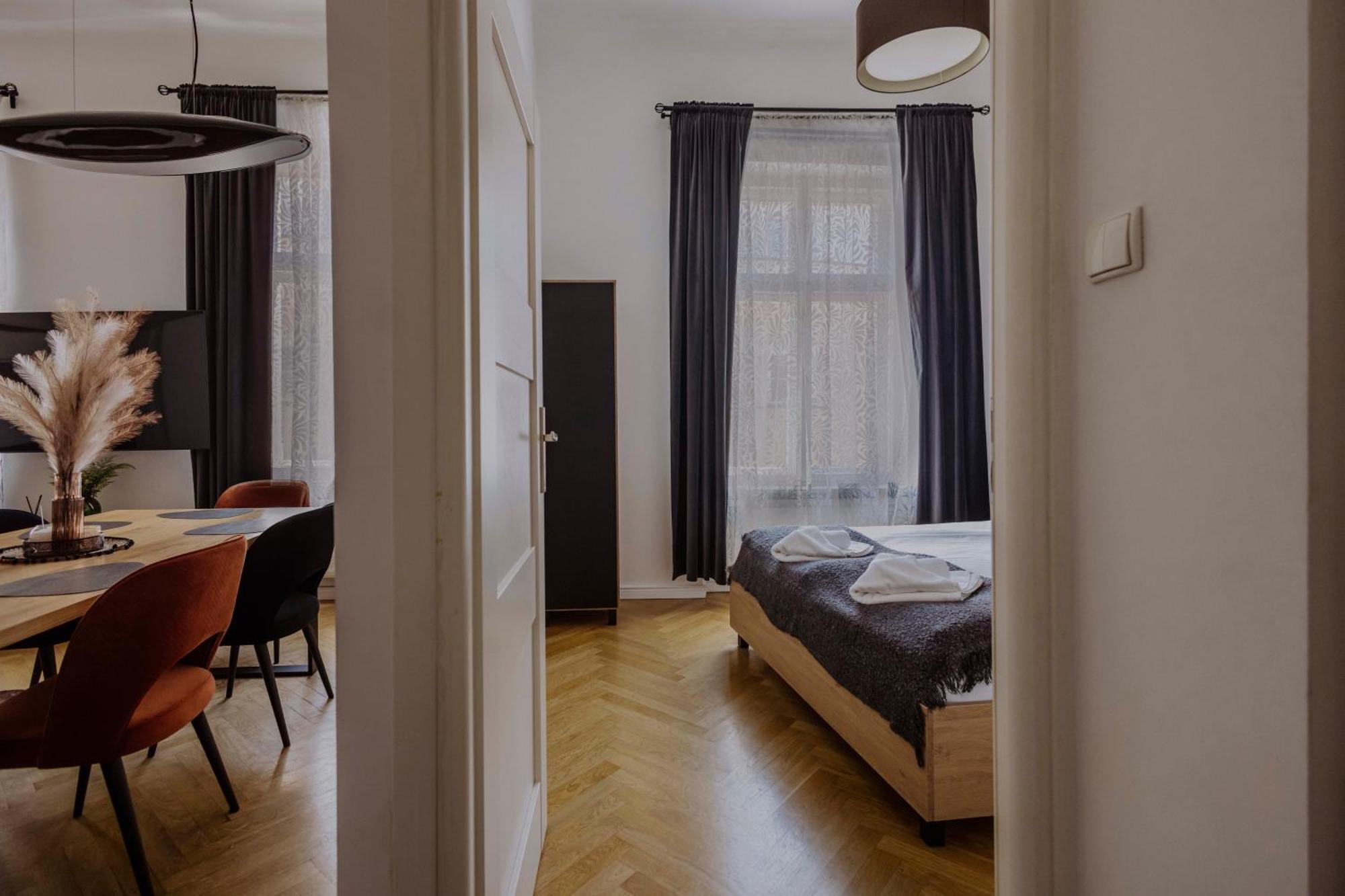 Golden Pearl - Main Square, 100 Sqm, 4 Rooms 크라쿠프 외부 사진