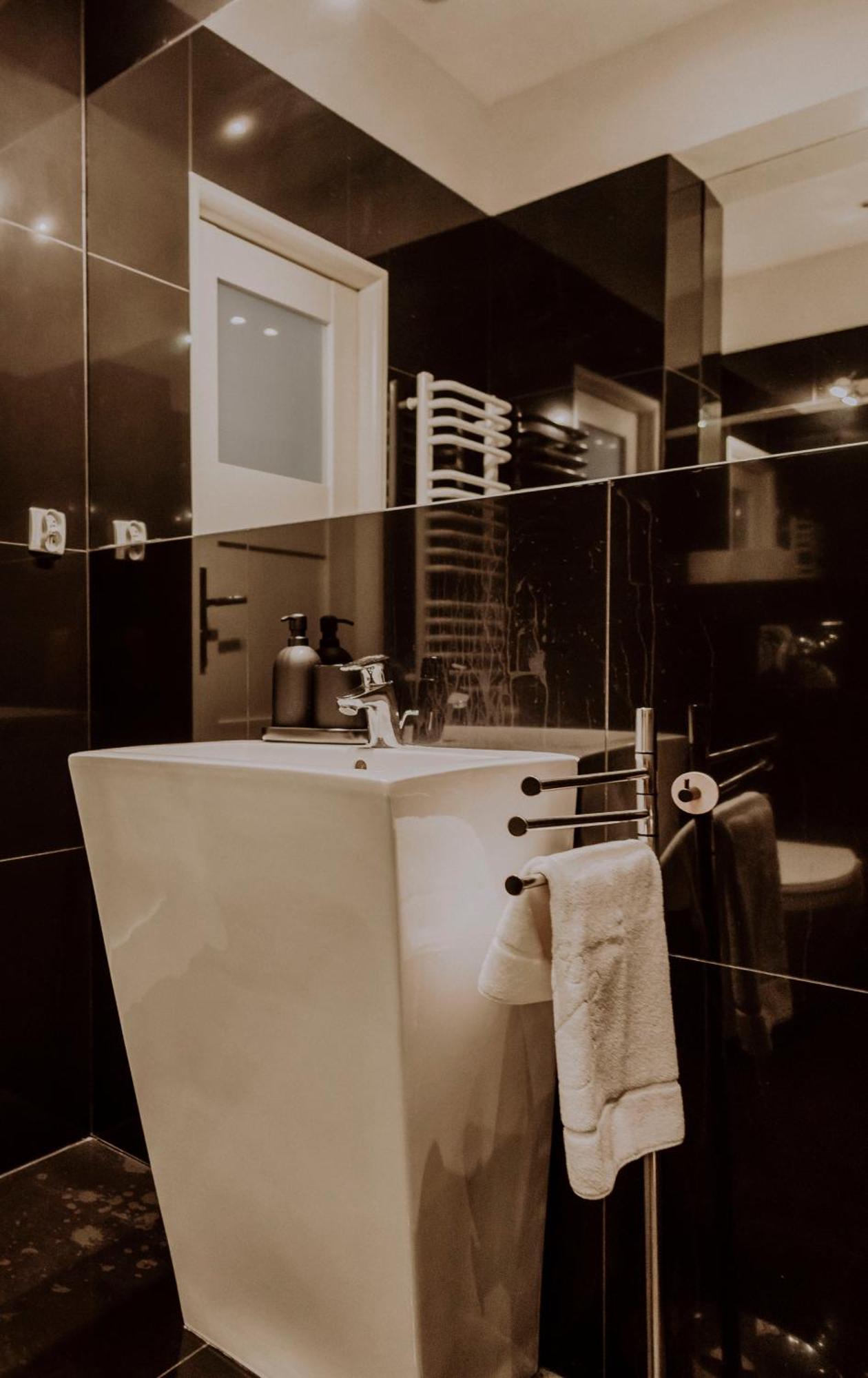 Golden Pearl - Main Square, 100 Sqm, 4 Rooms 크라쿠프 외부 사진
