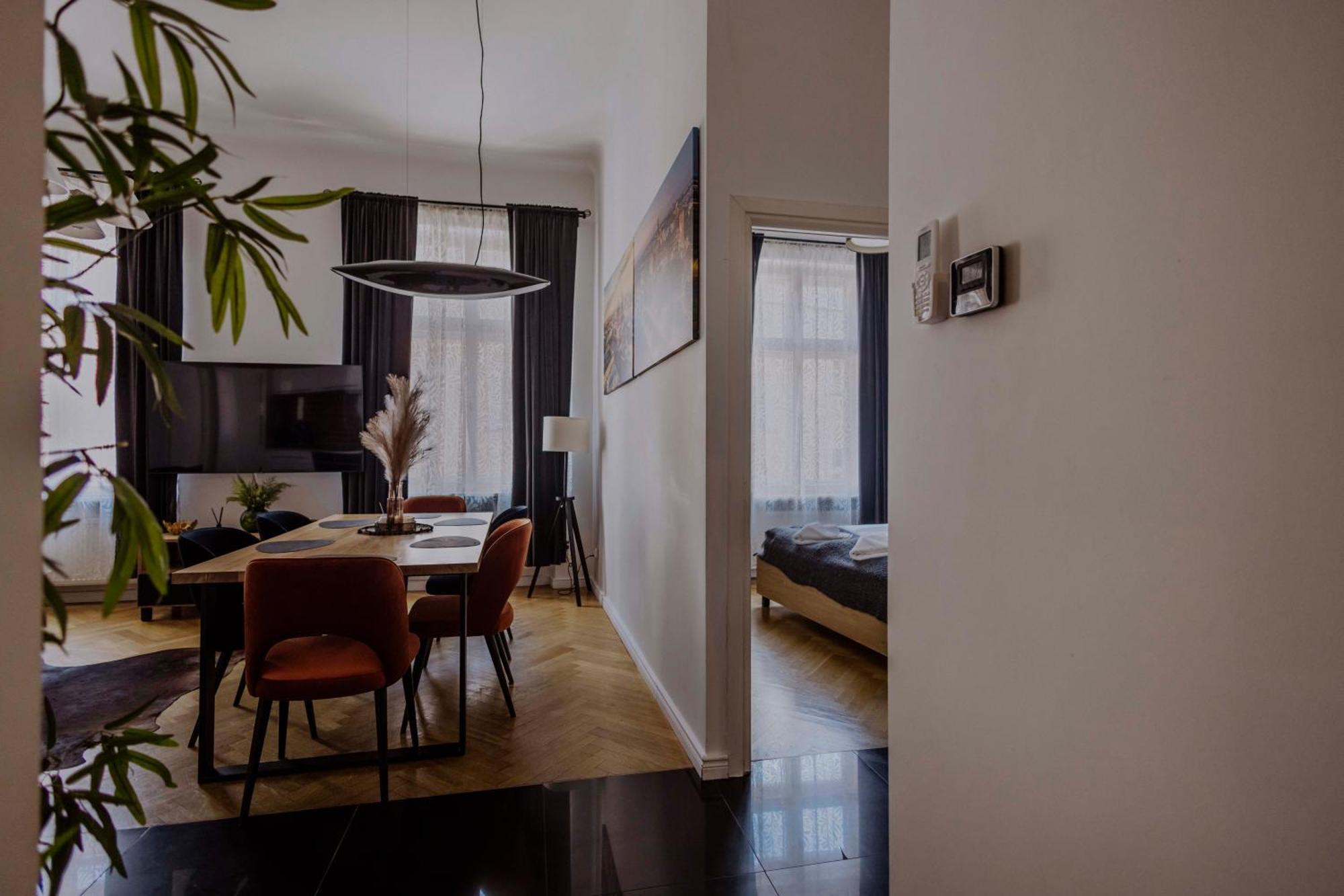 Golden Pearl - Main Square, 100 Sqm, 4 Rooms 크라쿠프 외부 사진